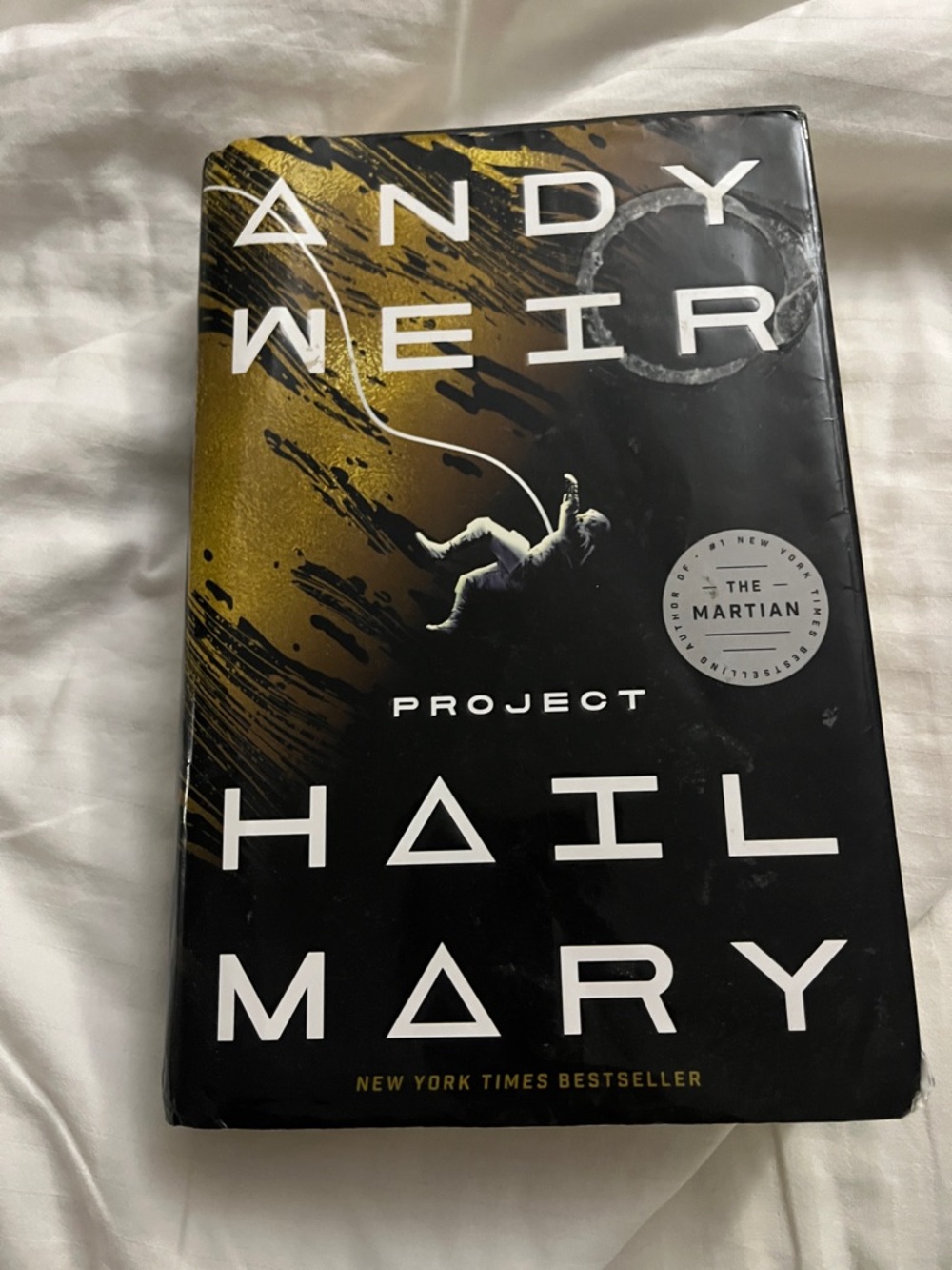 Project Hail Mary Hardcover book by Andy weir